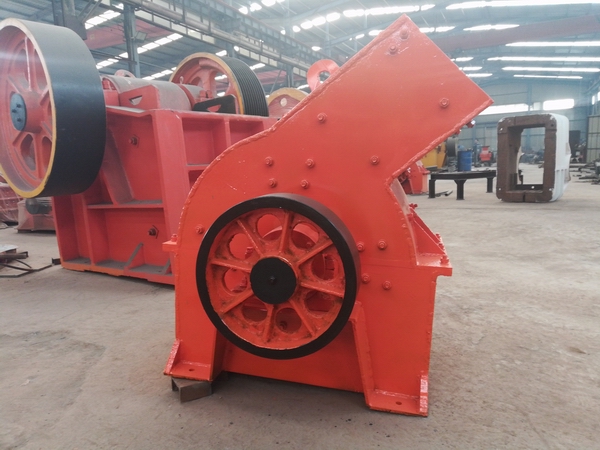 �Nʽʯ������C�ķۉm�γ��ǲ��ɱ���ĬF��