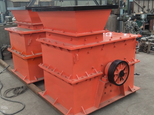 �P��С���Nʽ����C���ϵ��{������